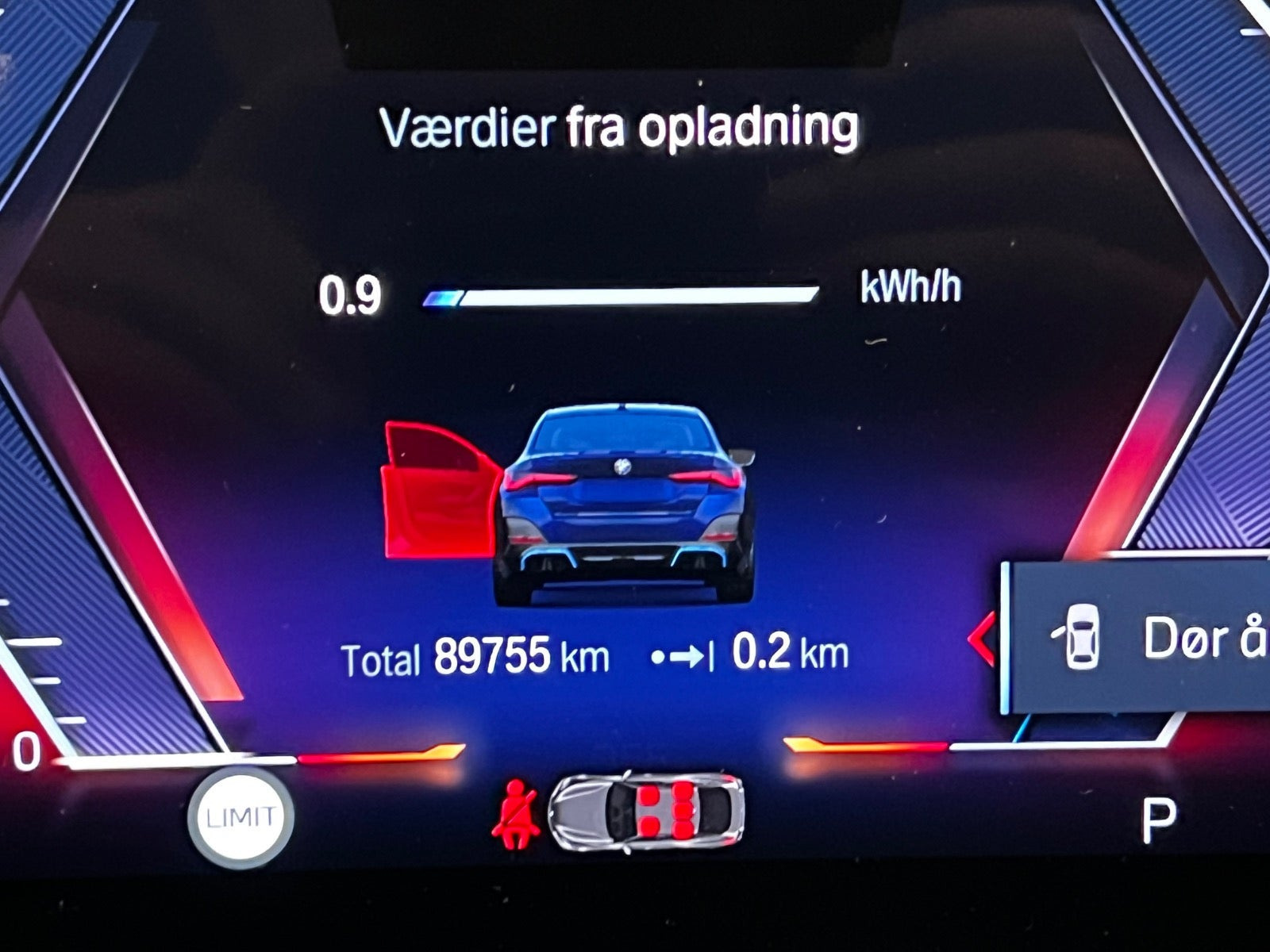 Blå BMW i4 fra 2023