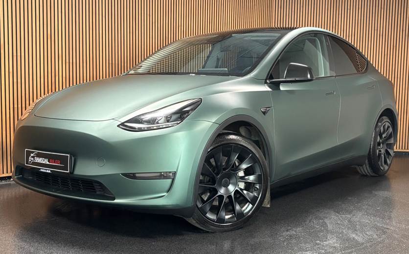 Tesla Model Y Long Range AWD