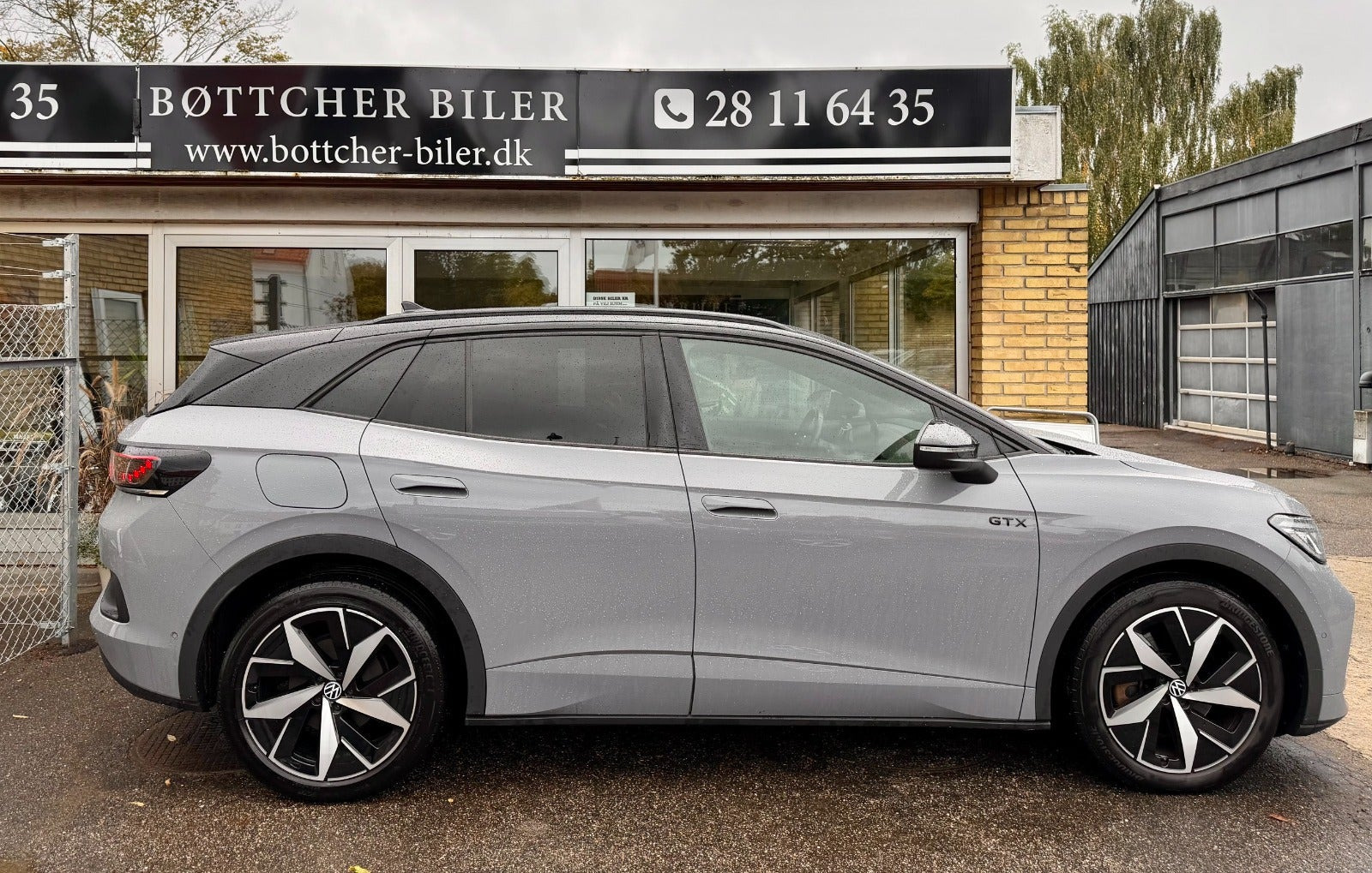 Grå VW ID.4 fra 2023
