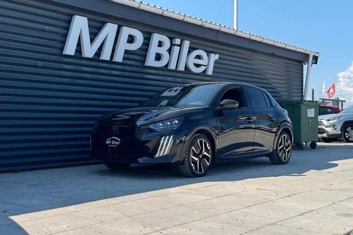 Sort Peugeot e-208 fra 2024