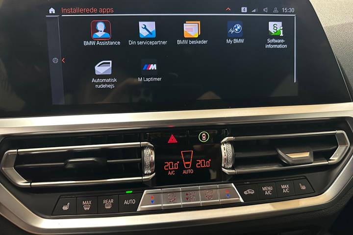 Grå BMW 320d fra 2021
