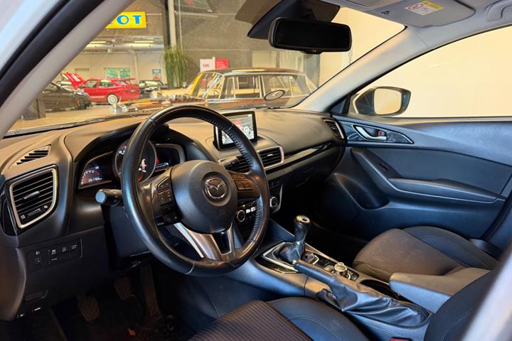 undefined Mazda 3 fra 2013