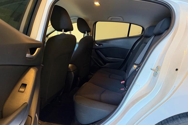 undefined Mazda 3 fra 2013