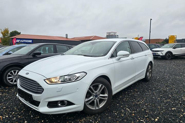 Hvid Ford Mondeo fra 2018