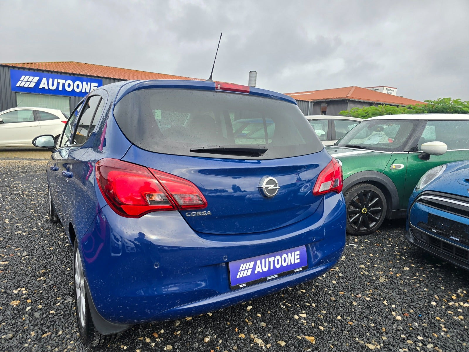 Blå Opel Corsa fra 2019