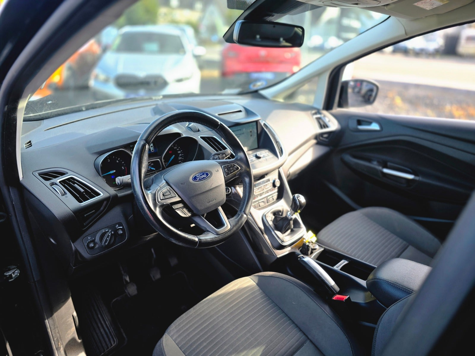 Sort Ford C-MAX fra 2017