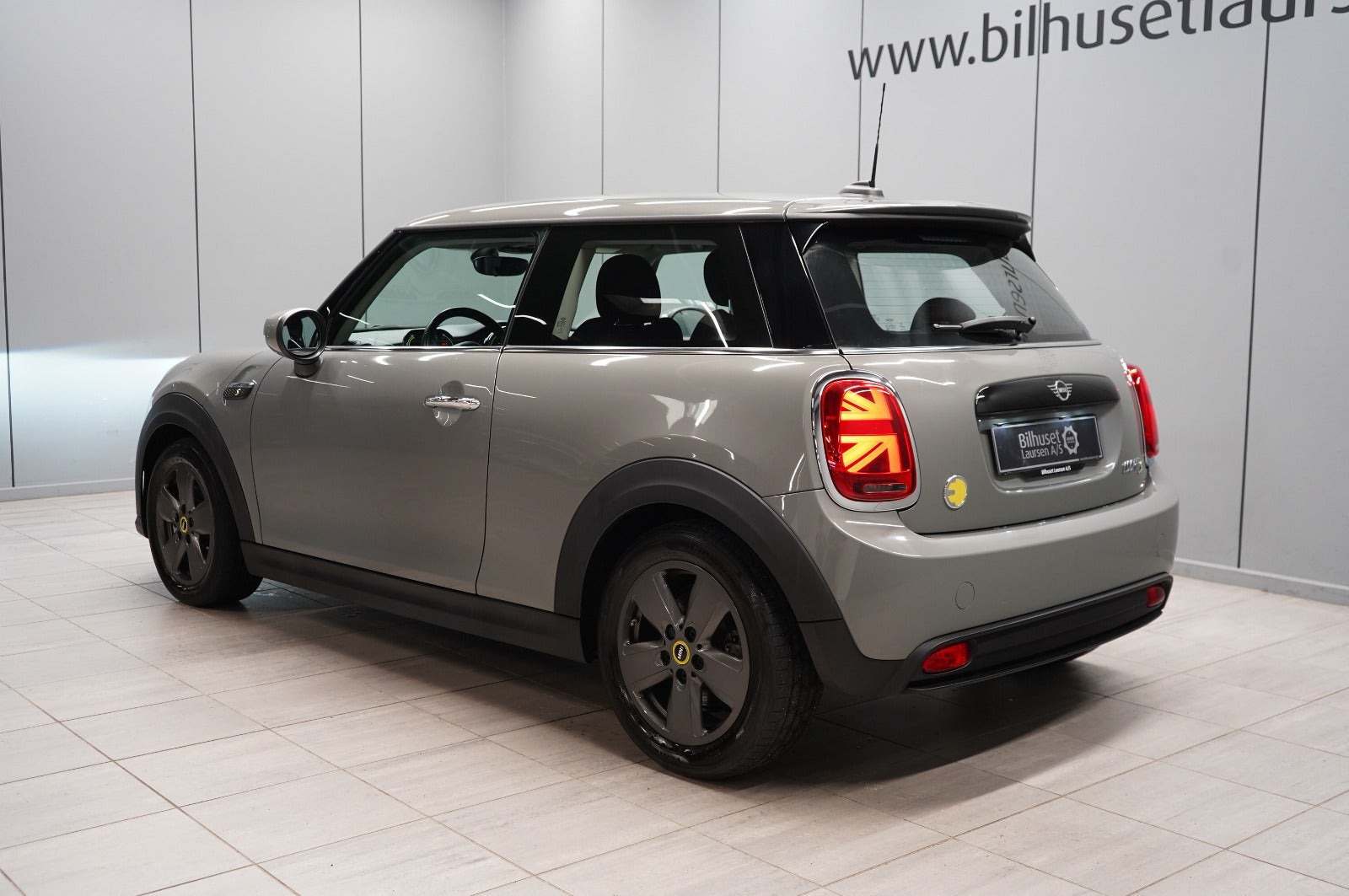 Grå Mini Cooper SE fra 2022