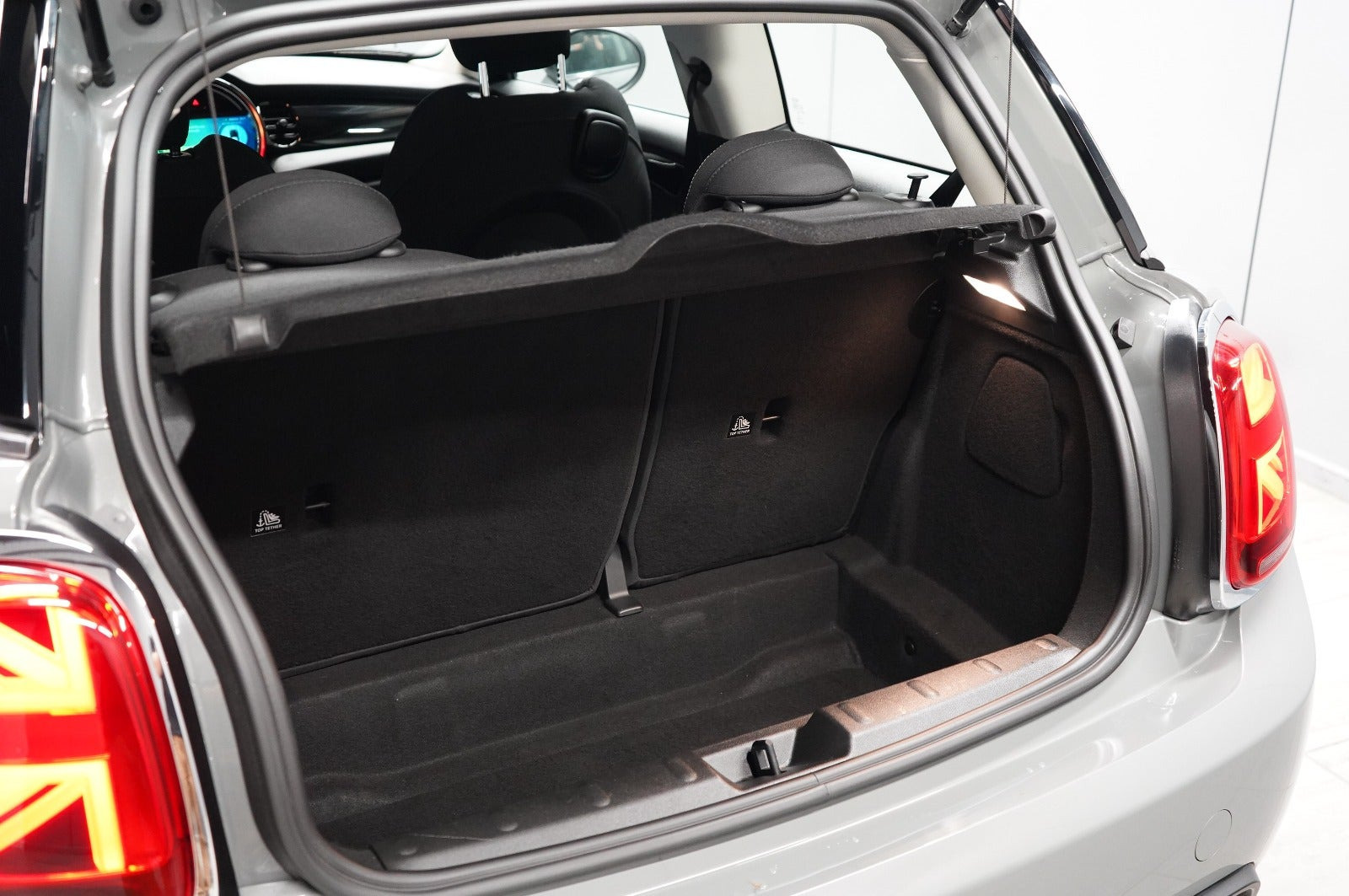 Grå Mini Cooper SE fra 2022