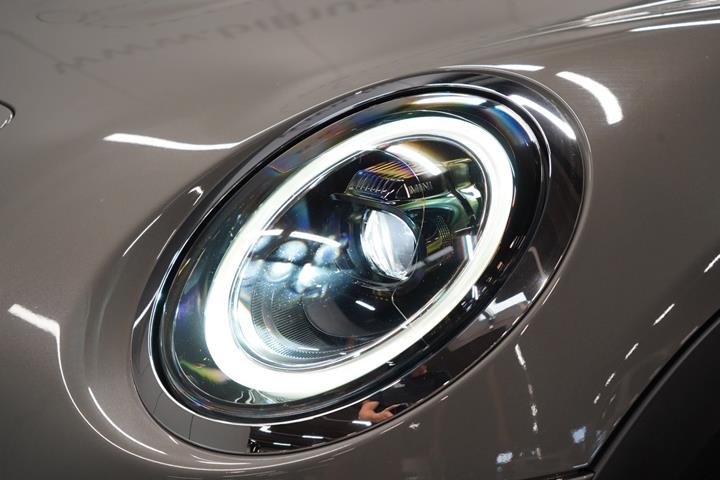 Grå Mini Cooper SE fra 2022