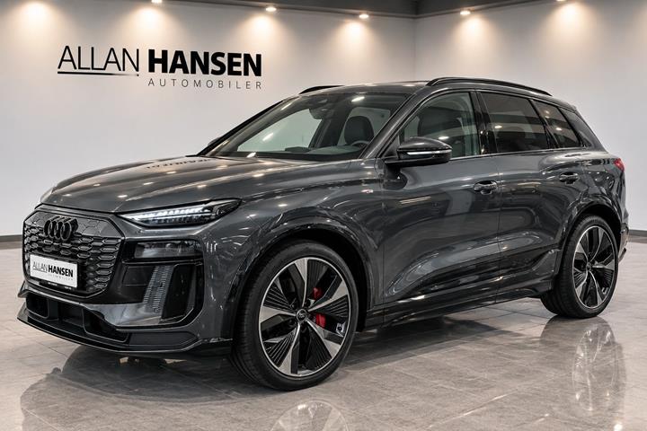 Grå Audi SQ6 e-tron fra 2025