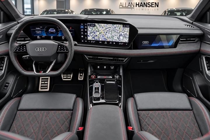 Grå Audi SQ6 e-tron fra 2025