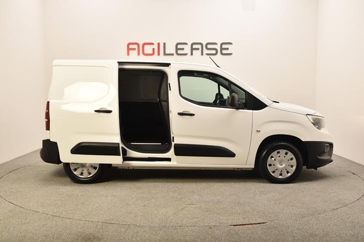 Hvid Opel Combo fra 2022