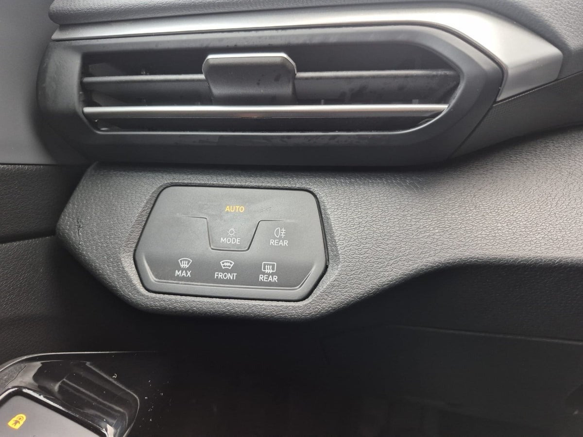 Hvid VW ID.4 fra 2023