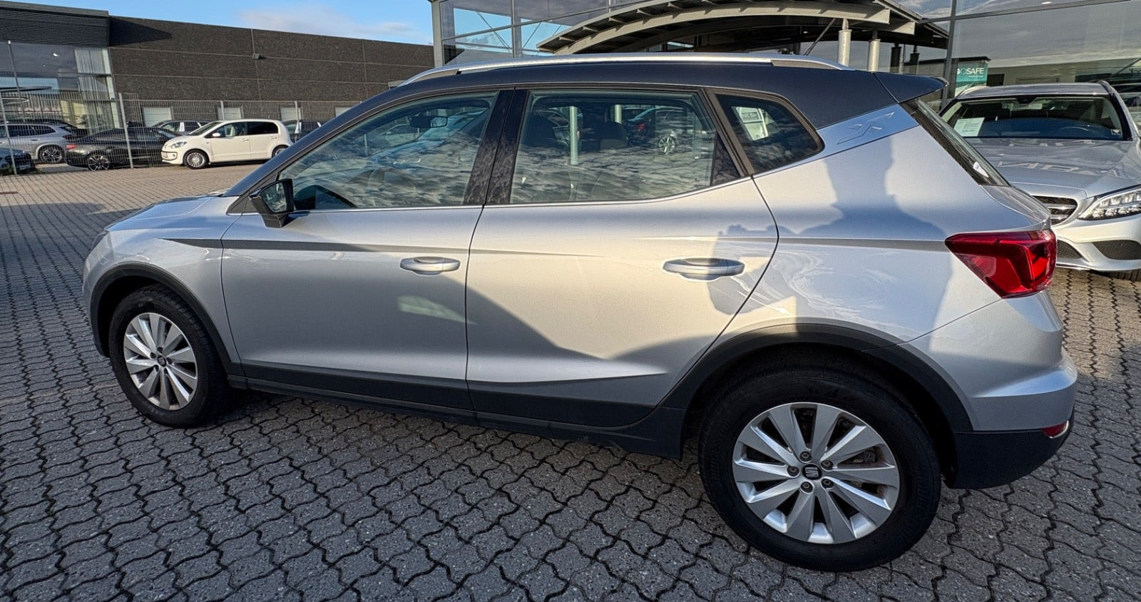 Sølv Seat Arona fra 2019