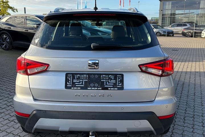Sølv Seat Arona fra 2019