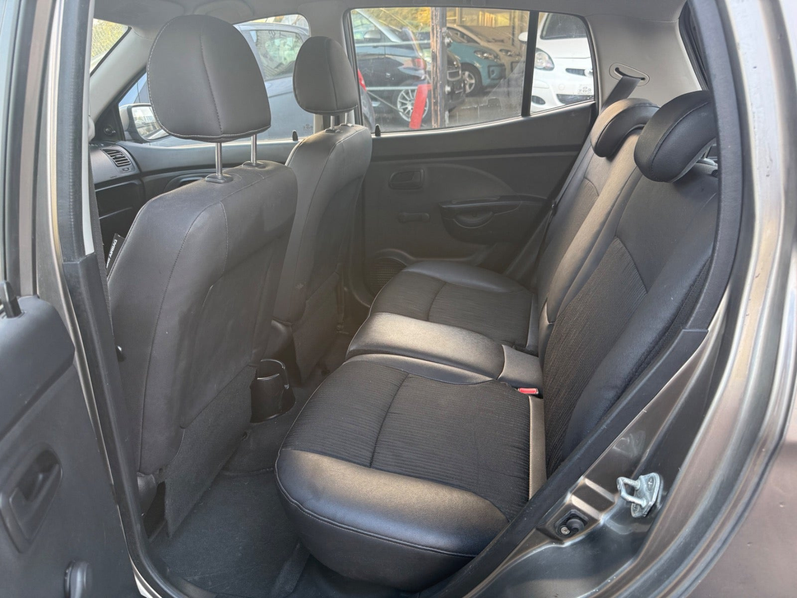 undefined Kia Picanto fra 2010