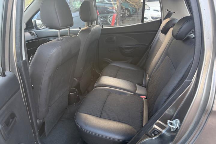 undefined Kia Picanto fra 2010
