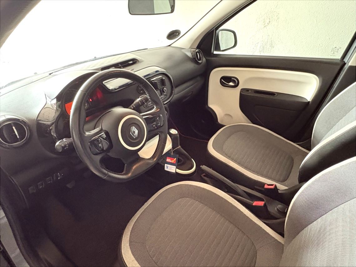 Grå Renault Twingo fra 2017