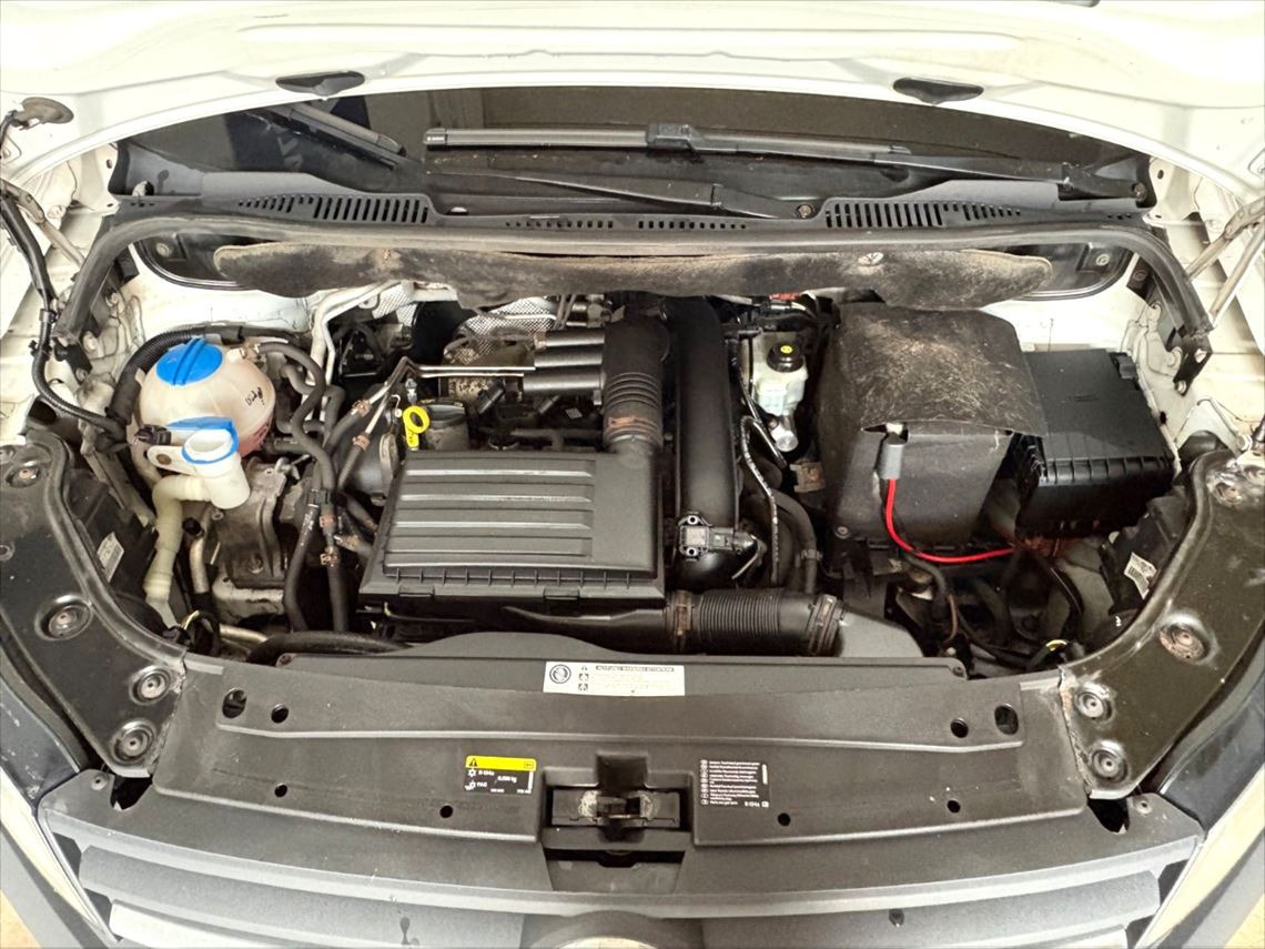 Hvid VW Caddy fra 2017
