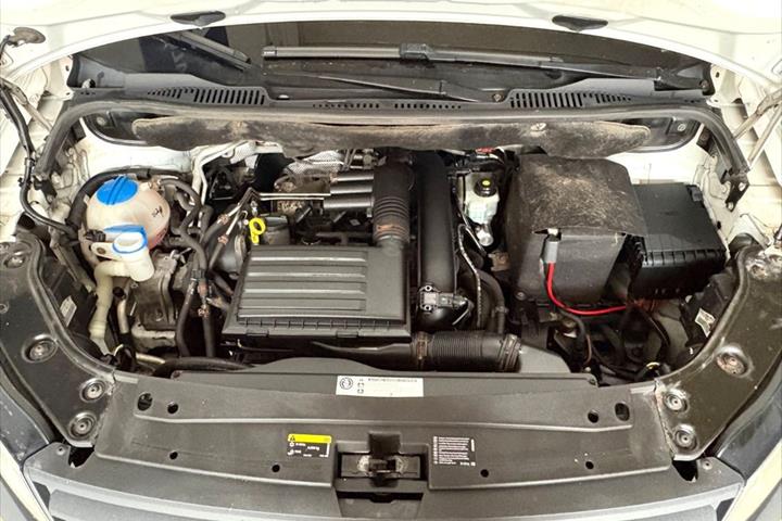 Hvid VW Caddy fra 2017