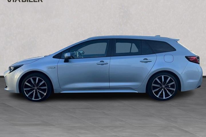 Sølv Toyota Corolla fra 2019