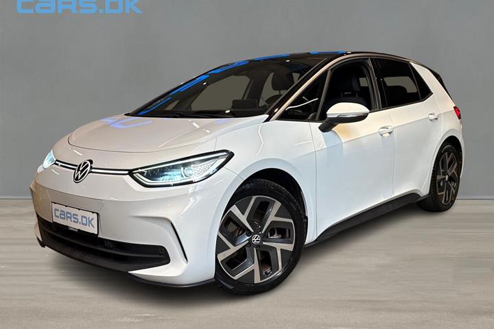 Hvid VW ID.3 fra 2023 set udefra