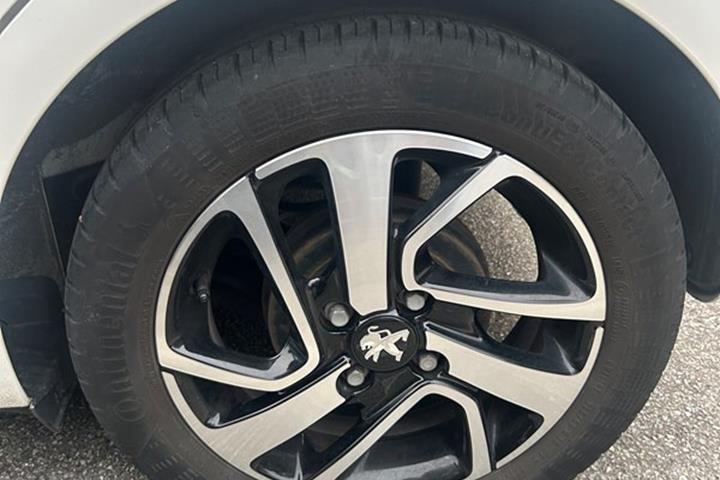 undefined Peugeot 108 fra 2017