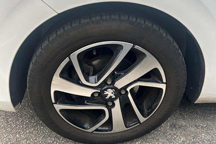 undefined Peugeot 108 fra 2017