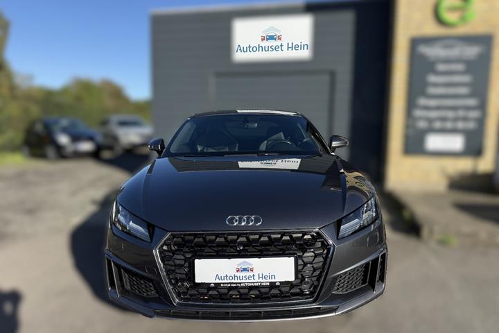 Grå Audi TT fra 2020