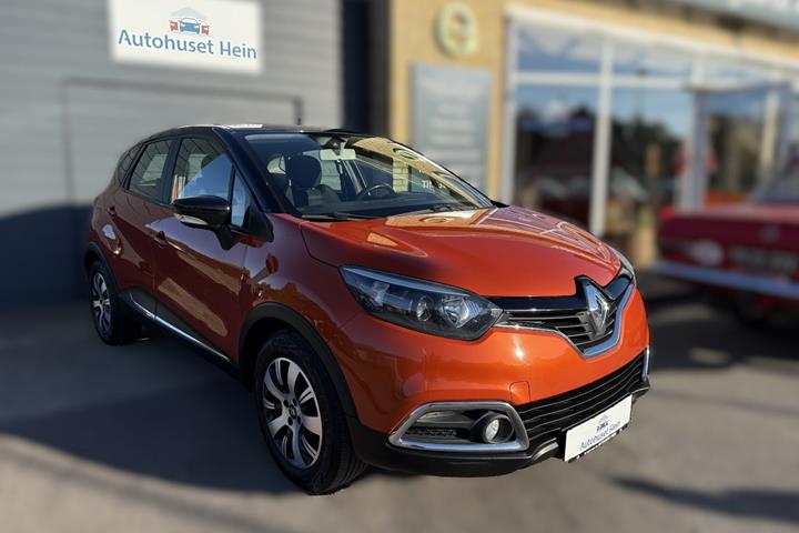 Orange Renault Captur fra 2014