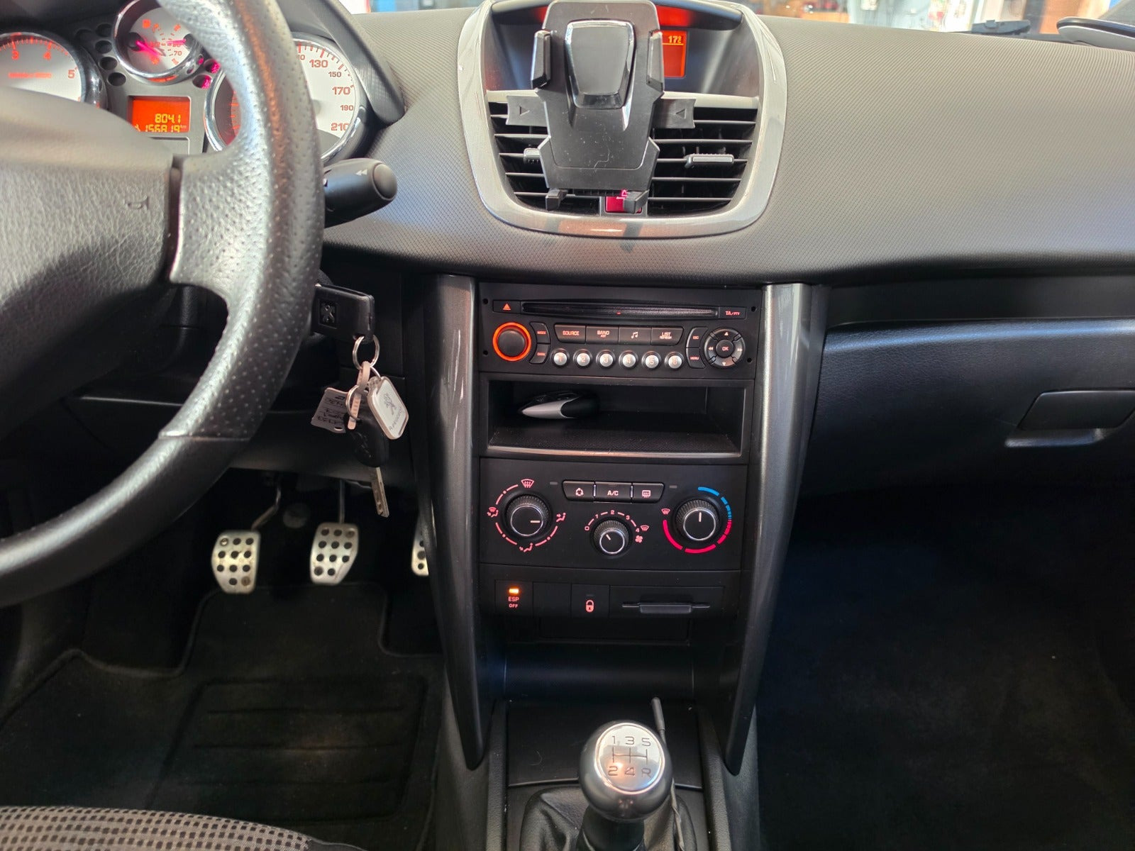 Sort Peugeot 207 fra 2010