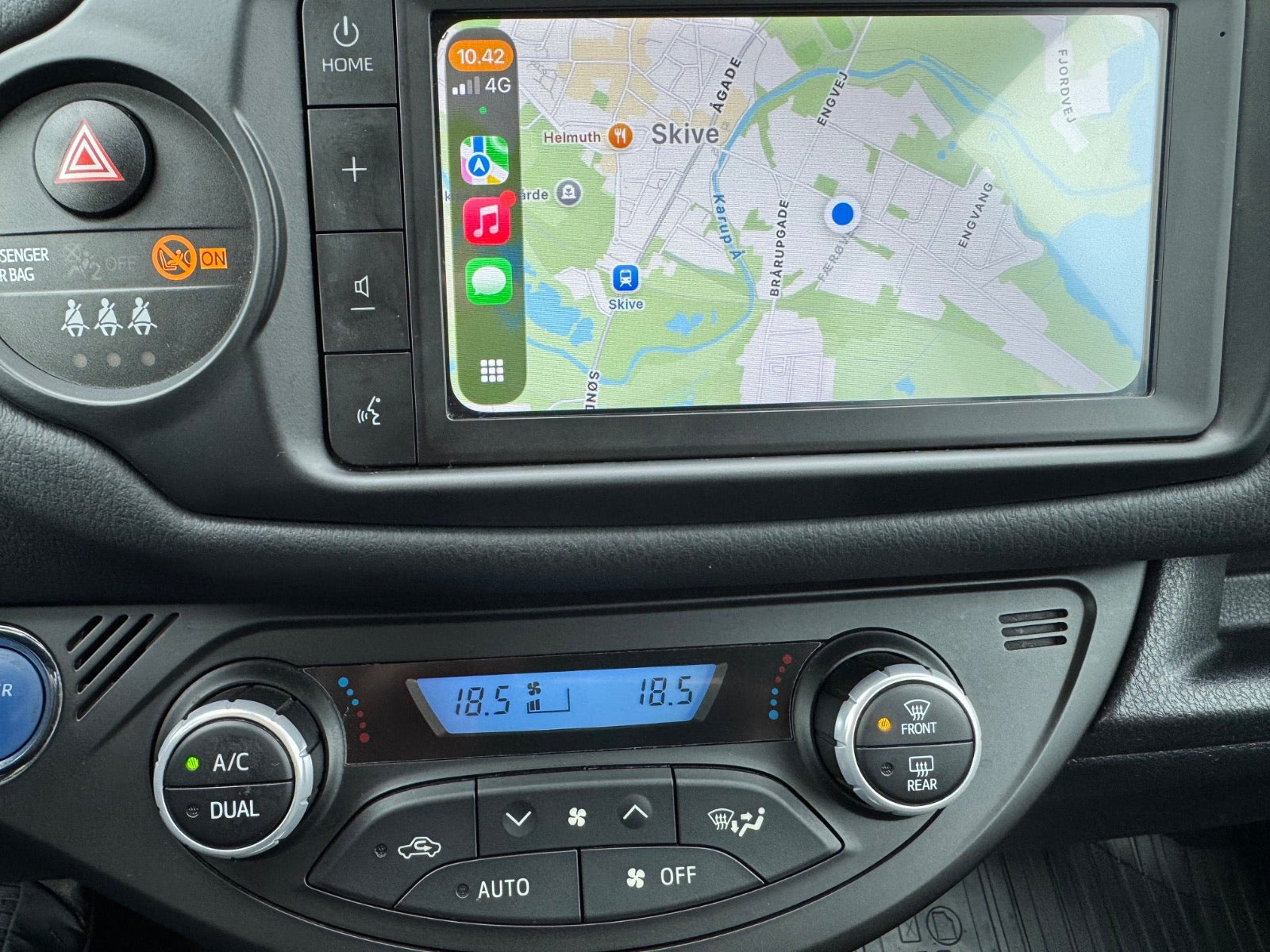 Hvid Toyota Yaris fra 2019