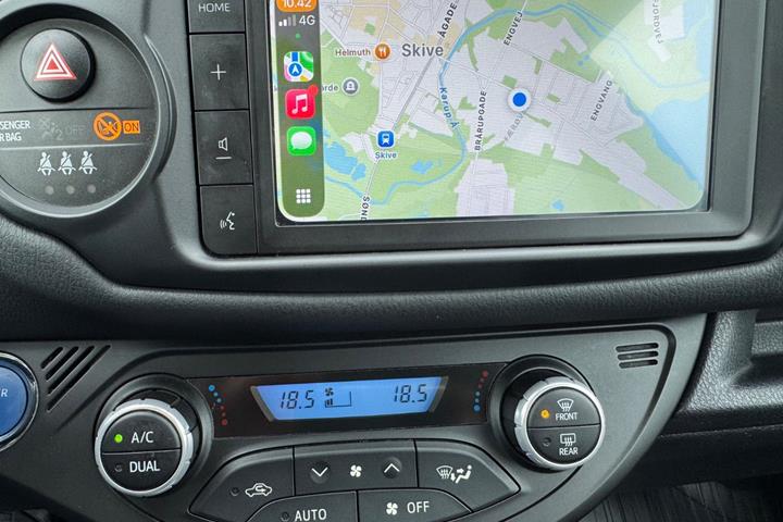 Hvid Toyota Yaris fra 2019