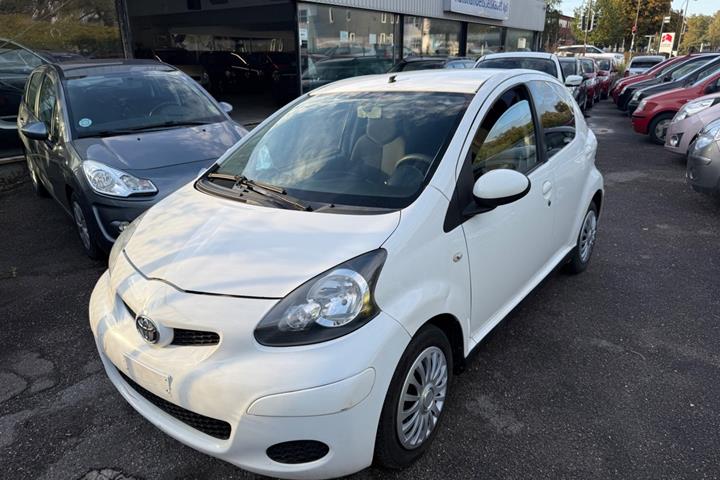 undefined Toyota Aygo fra 2010