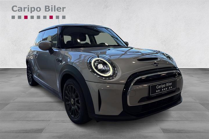 Sølv Mini Cooper fra 2023