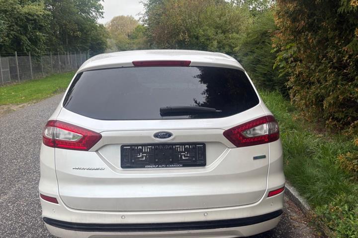 undefined Ford Mondeo fra 2015
