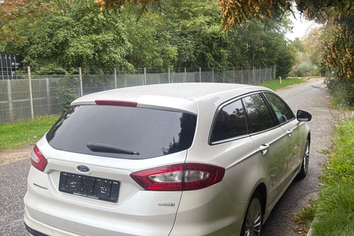 undefined Ford Mondeo fra 2015