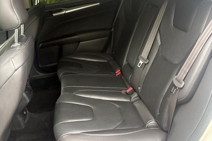undefined Ford Mondeo fra 2015