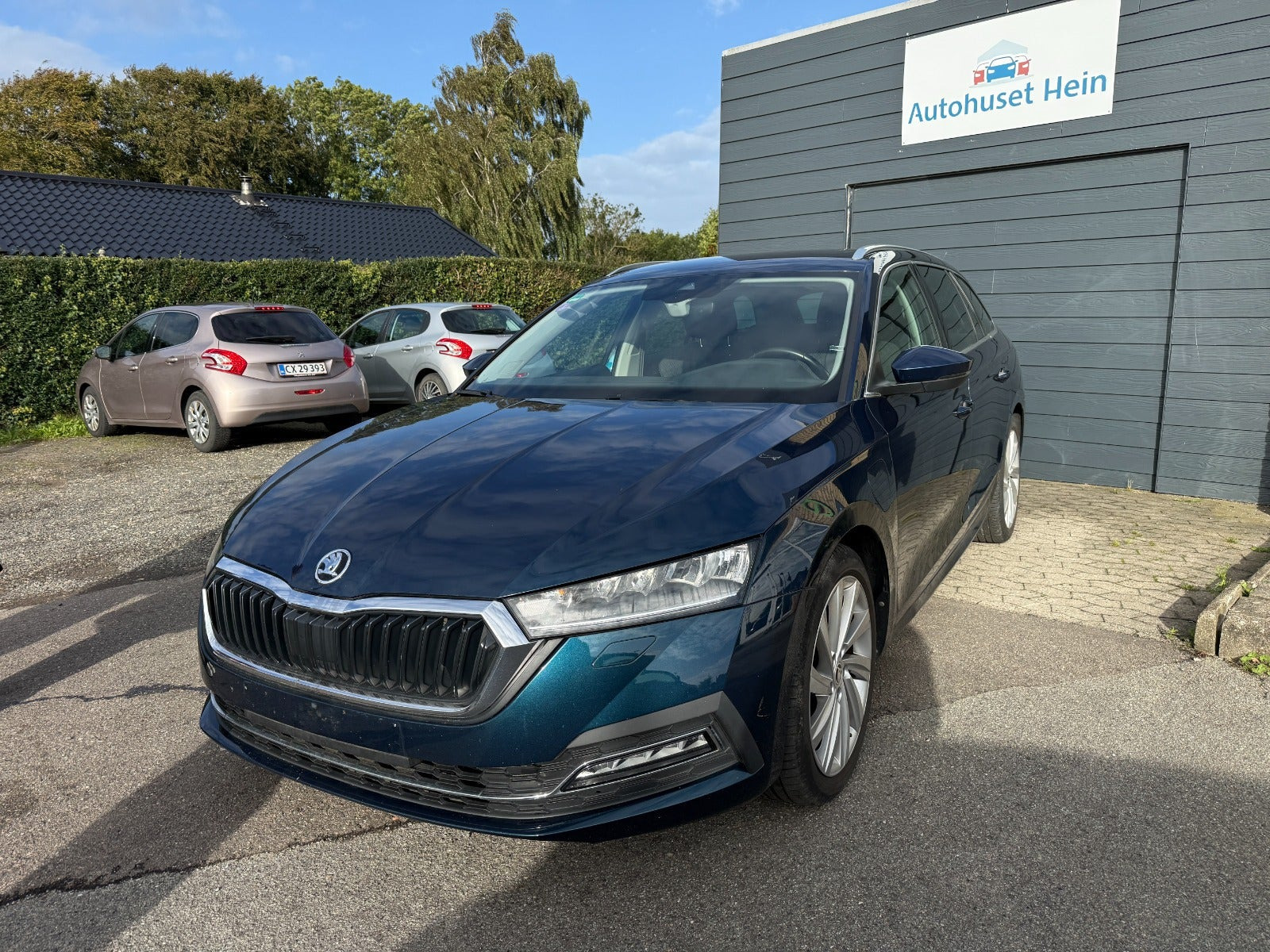 Blå Skoda Octavia fra 2021