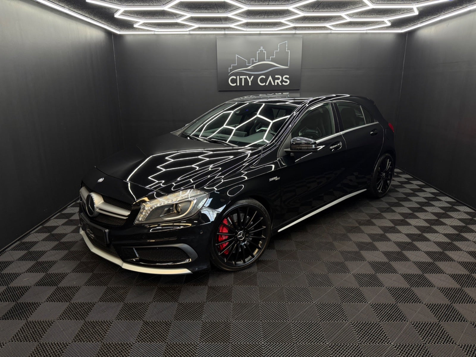 Mercedes A45 2,0 AMG aut. 4Matic