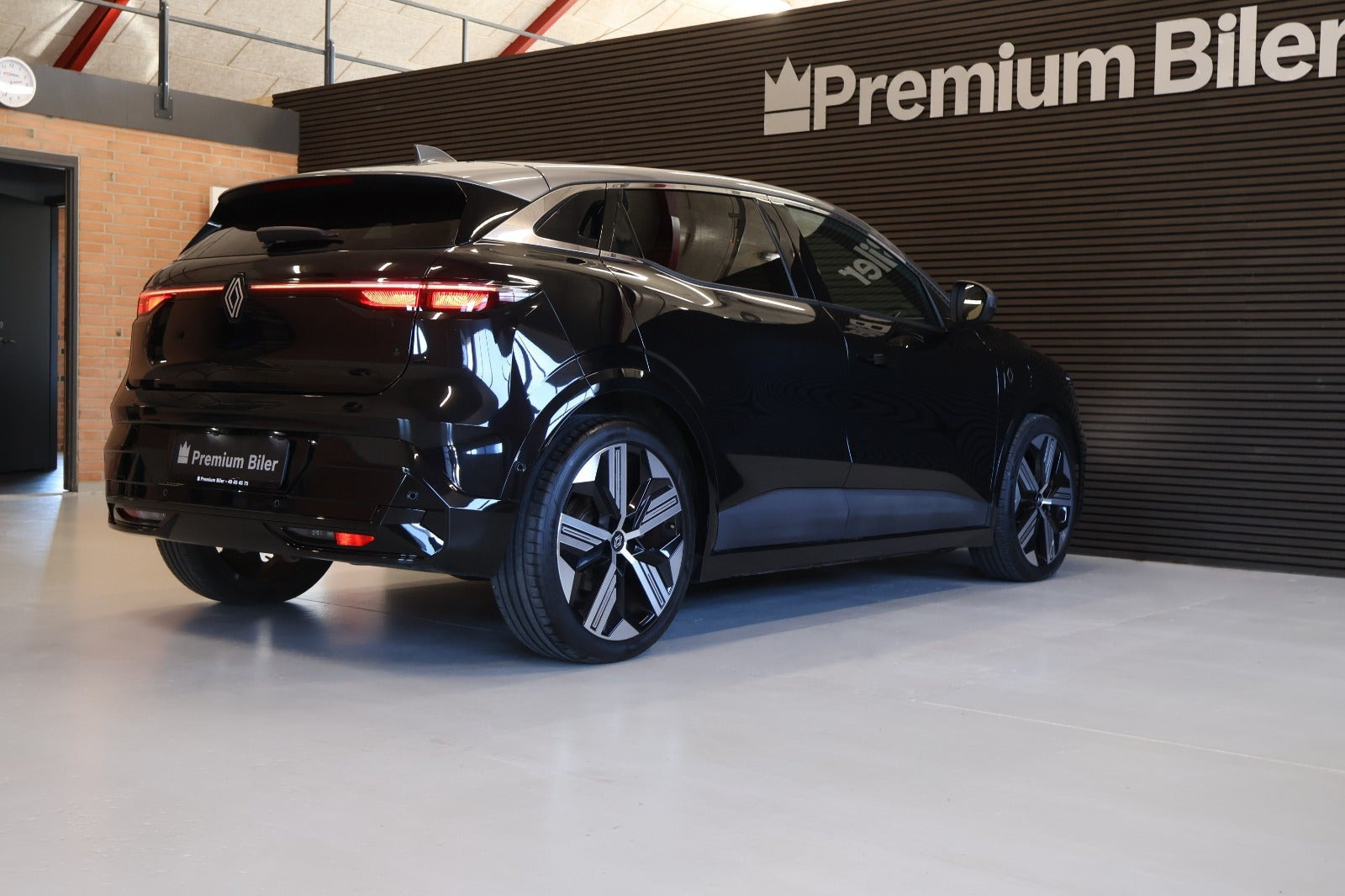 Sort Renault Megane E-Tech fra 2022