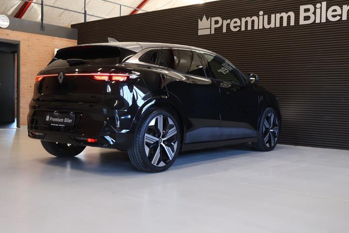 Sort Renault Megane E-Tech fra 2022