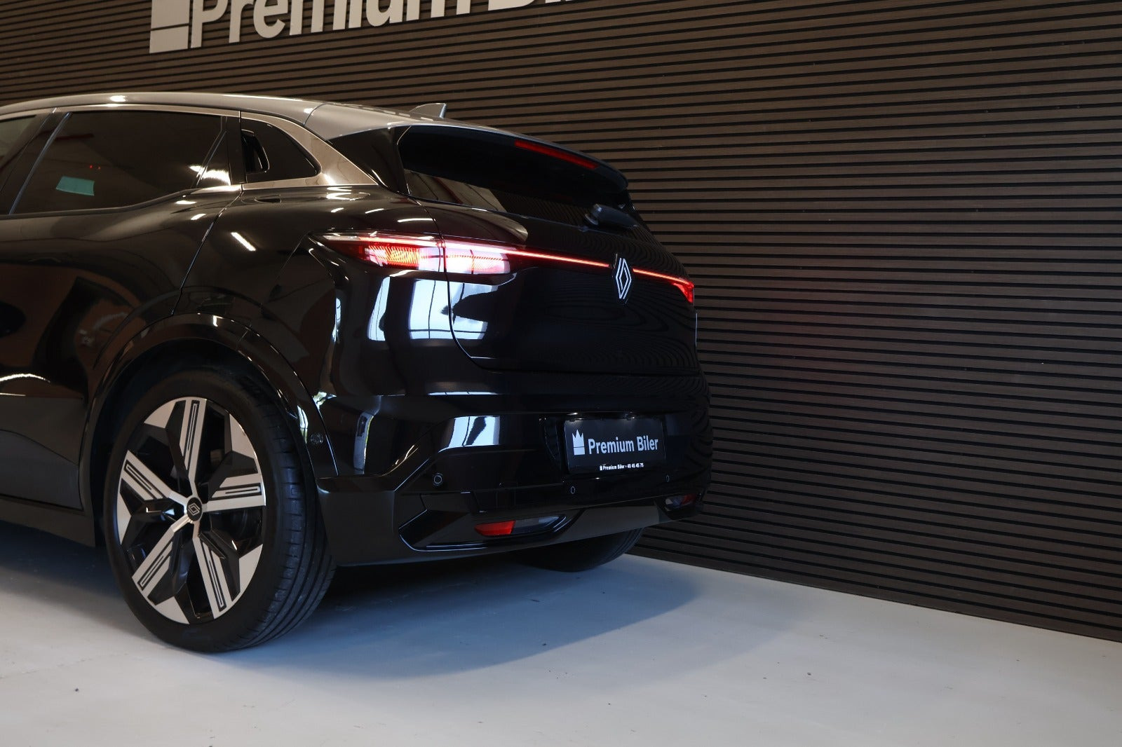Sort Renault Megane E-Tech fra 2022