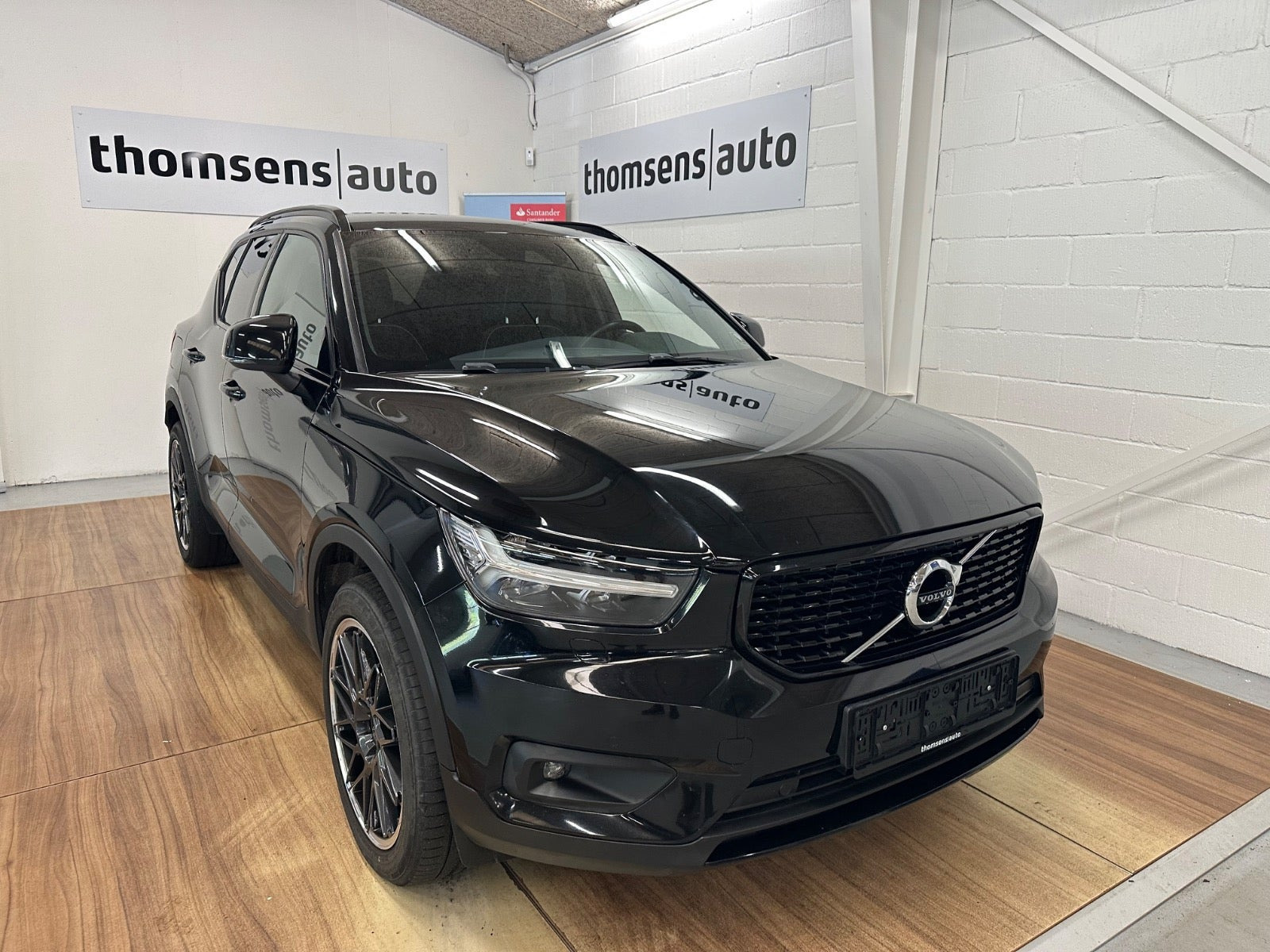 Volvo XC40 1,5 T4 ReCharge Momentum aut.