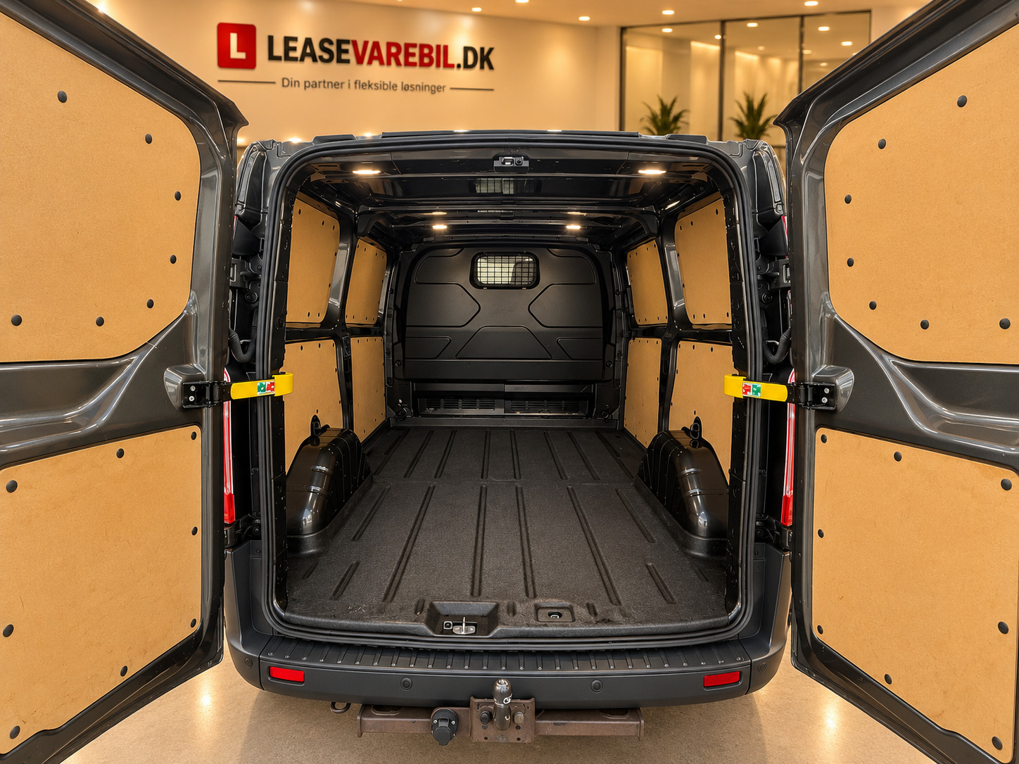 Grå Ford Transit Custom 270 L1 fra 2017