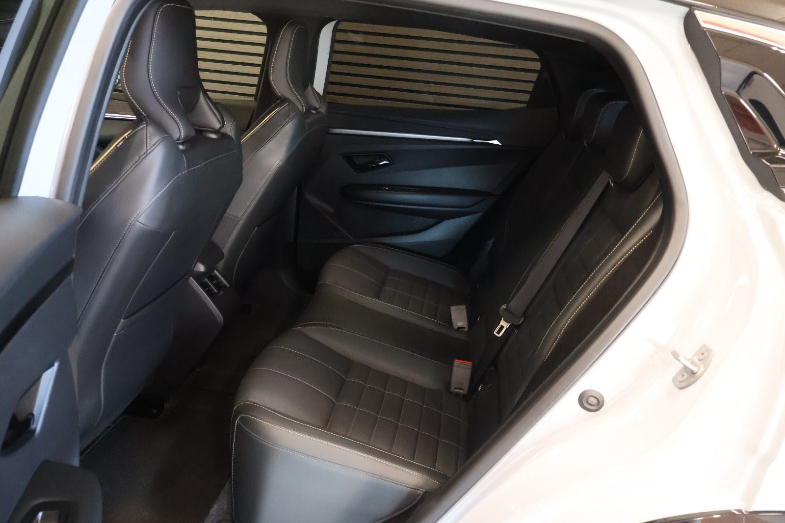 Grå Renault Megane E-Tech fra 2024