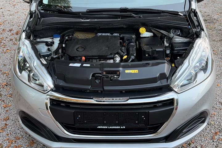 undefined Peugeot 208 fra 2018