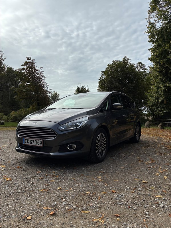 undefined Ford S-MAX fra 2019