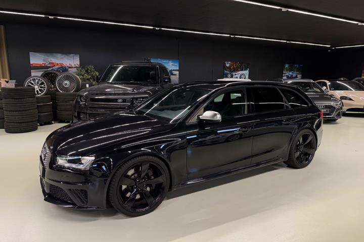 undefined Audi RS4 fra 2012