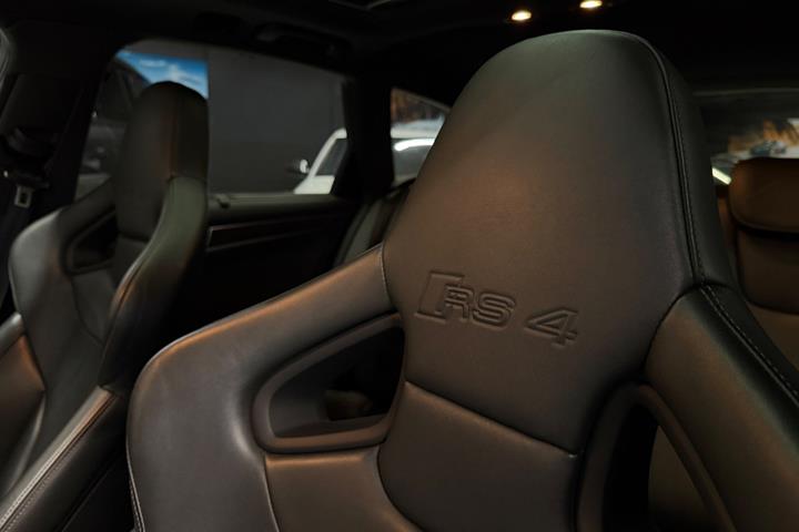 undefined Audi RS4 fra 2012